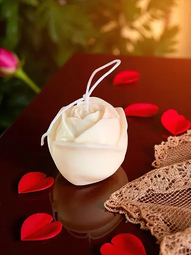 Big Rose Bud Candle
