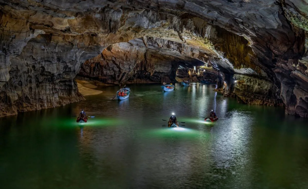 Dark Cave Adventure