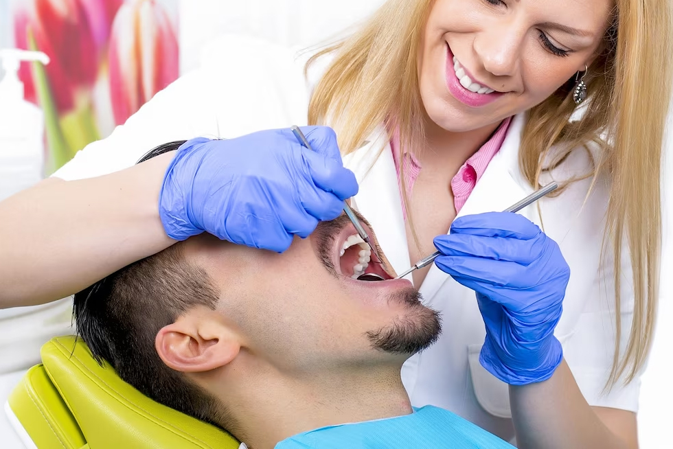 When is the Right Time for Wisdom Teeth Removal? feature image