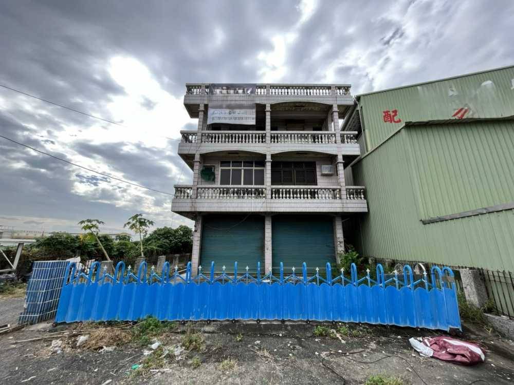 鳳屏二路大路邊農地農舍照片