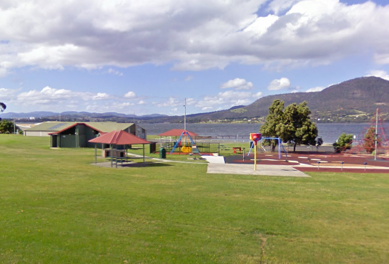 Montrose Foreshore Community Park 2