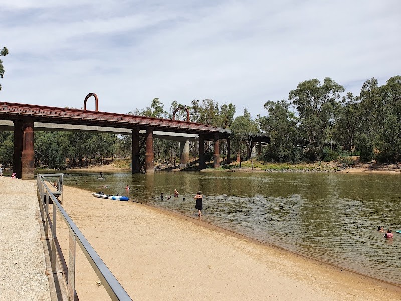 Moama beach