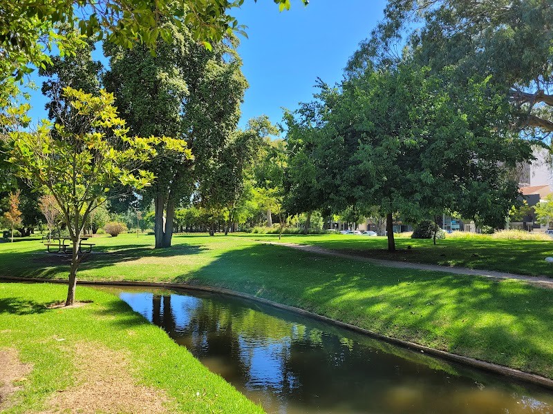 Veale Gardens