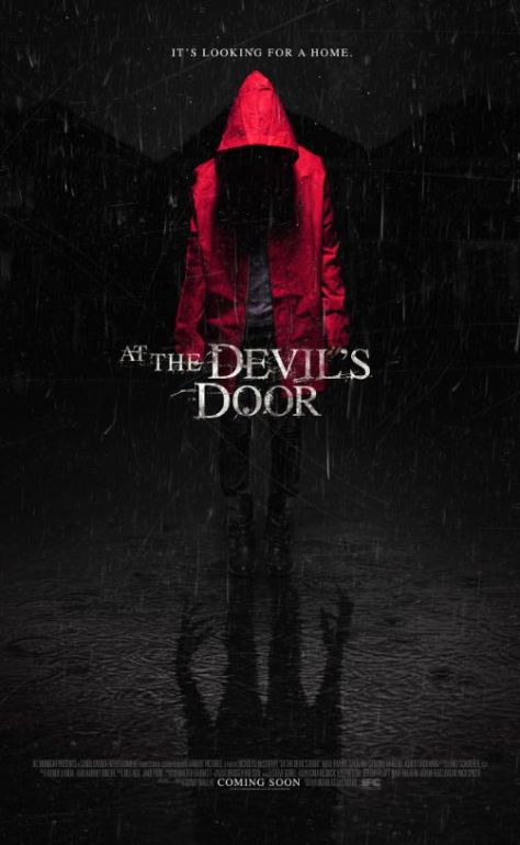 Naslovna slika horor filma At the Devil's Door(2014)