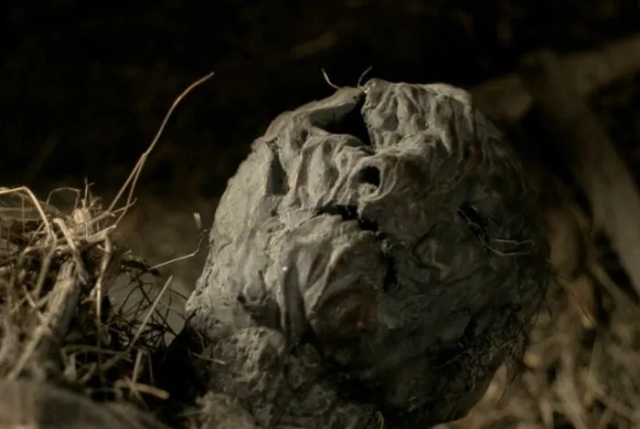 Scena iz filma Messengers 2: The Scarecrow(2009) 1