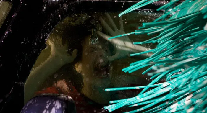 Scena iz filma The Final Destination (2009) 1