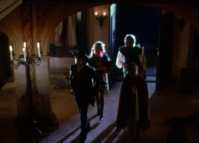 Scena iz filma Hell Night(1981) 1