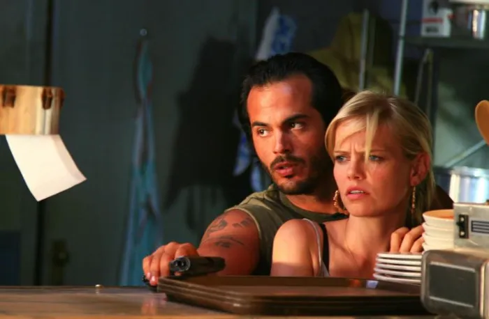 Scena iz filma No Man's Land: The Rise of Reeker(2008) 1