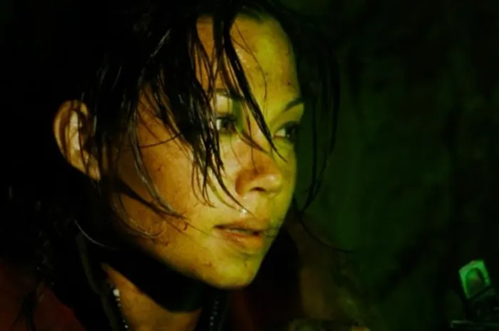 Scena iz filma The Descent(2005) 2