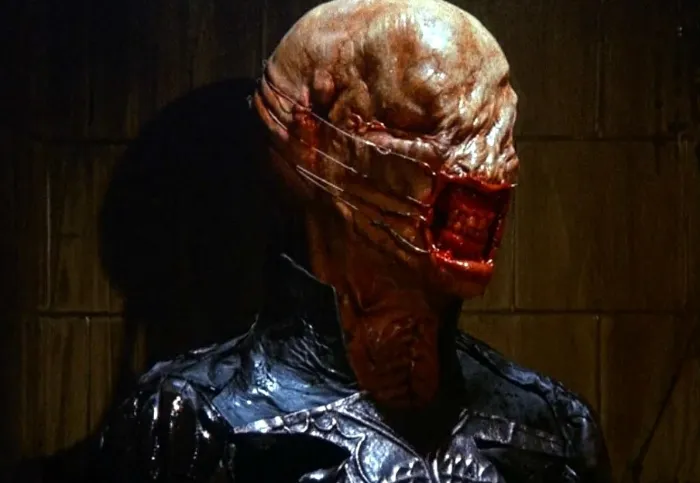 Scena iz filma Hellraiser(1987) 3