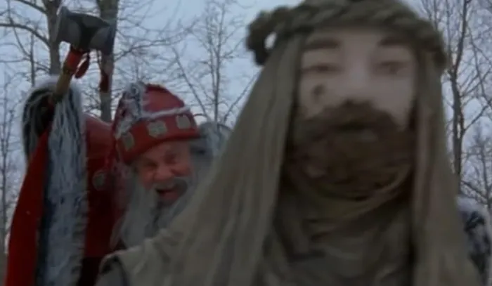 Scena iz filma Santa's Slay(2005) 1