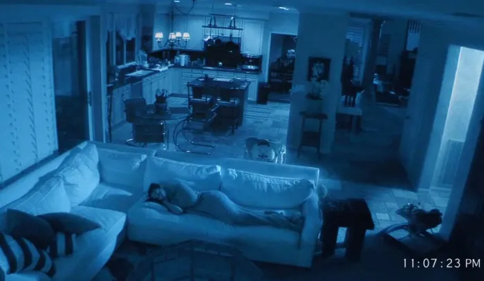 Scena iz filma Paranormal Activity 2(2010) 2