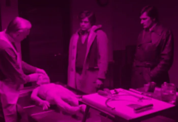 Scena iz filma The Brood(1979) 1