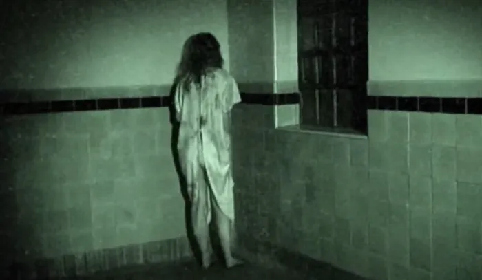 Scena iz filma Grave Encounters(2011) 3