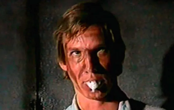 Scena iz filma Cannibal Hookers(1987) 2