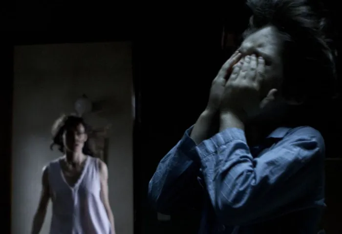 Scena iz filma Intruders(2011) 2