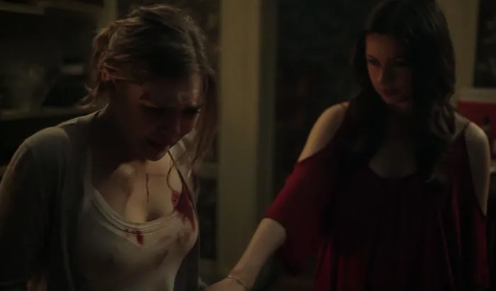 Scena iz filma Silent House(2011) 2