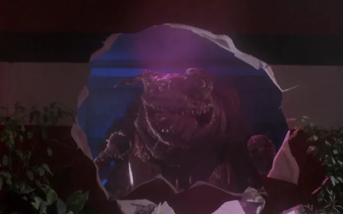 Scena iz filma TerrorVision(1986) 2