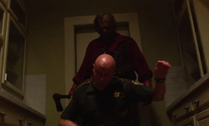 Scena iz filma Texas Chainsaw 3D(2013) 3
