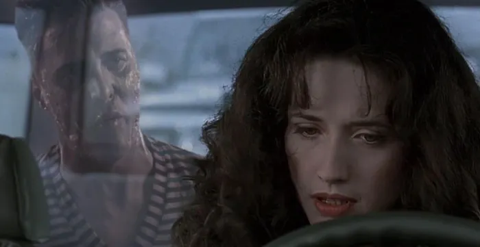 Scena iz filma The Frighteners(1996) 2