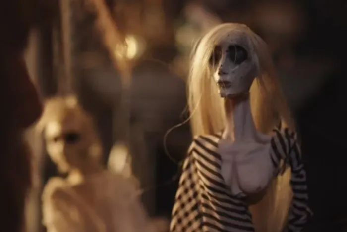Scena iz filma Sanitarium(2013) 1
