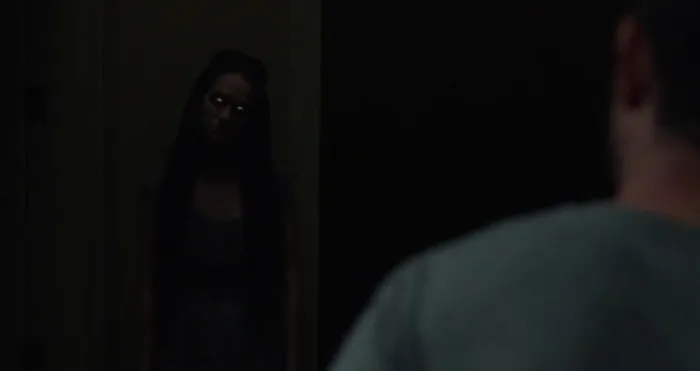 Scena iz filma Oculus(2013) 3