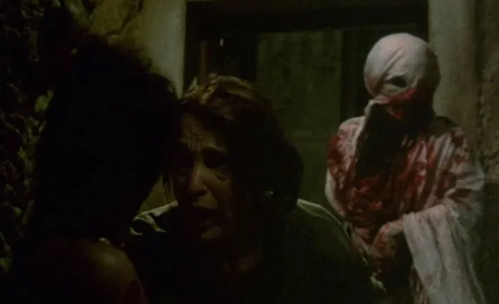 Scena iz filma Castle Freak(1995) 2