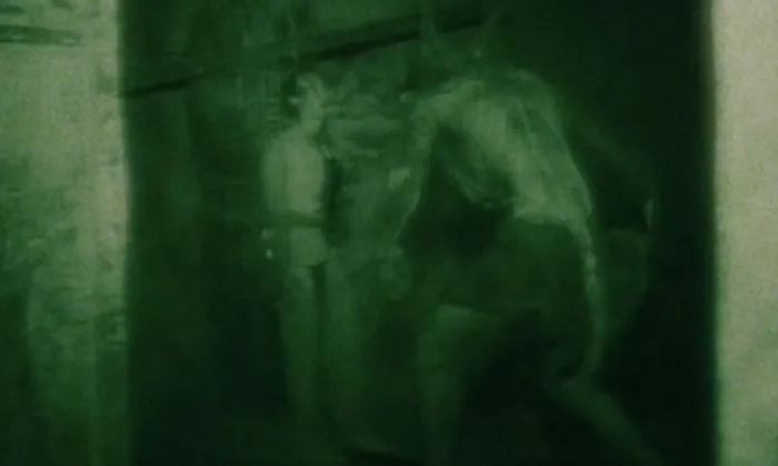 Scena iz filma The Pyramid(2014) 2