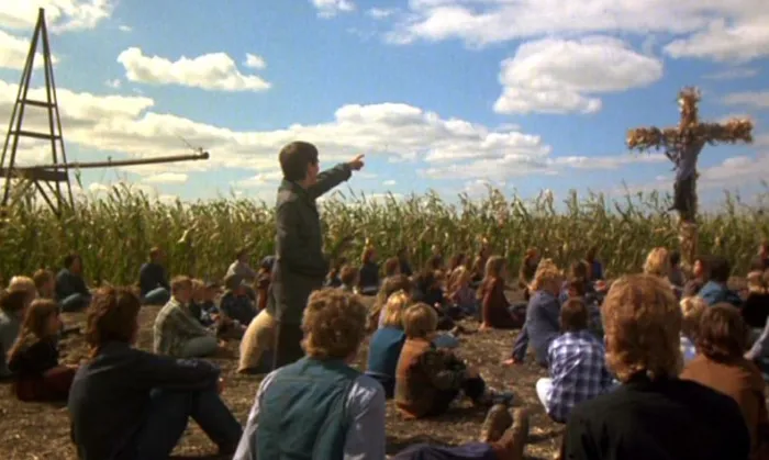 Scena iz filma Children of the Corn(1984) 2