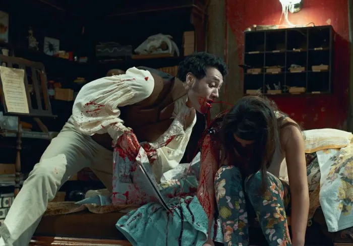 Scena iz filma What We Do in the Shadows(2014) 3
