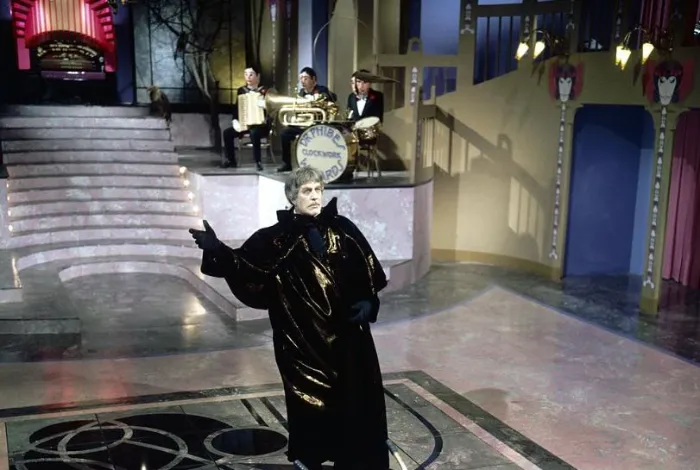 Scena iz filma The Abominable dr. Phibes(1971) 3