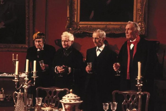 Scena iz filma House of the Long Shadows(1983) 2