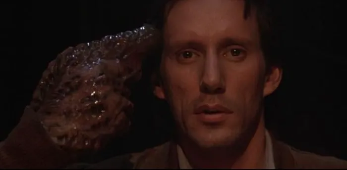 Scena iz filma Videodrome(1983) 2