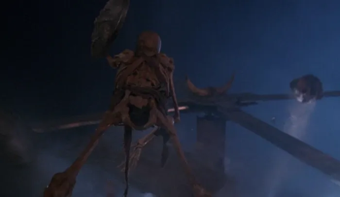 Scena iz filma Army of Darkness(1992) 3