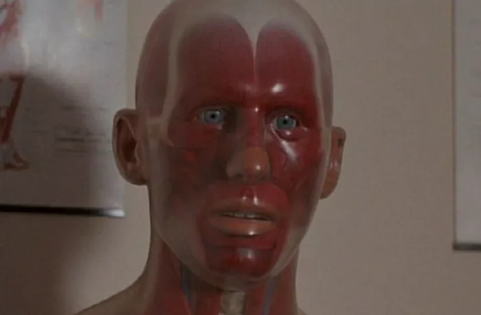 Scena iz filma Pin(1988) 2