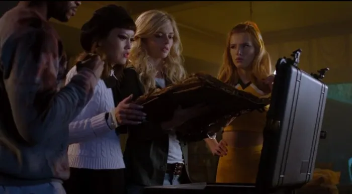 Scena iz filma The Babysitter(2017) 3