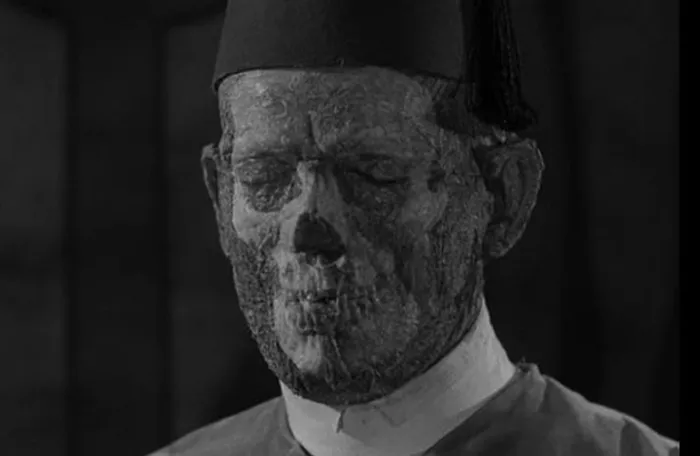 Scena iz filma The Mummy(1932) 3