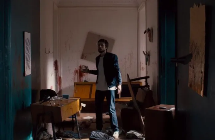 Scena iz filma The Night Eats the World(2018) 3