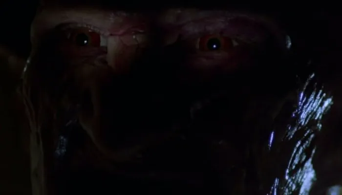 Scena iz filma A Nightmare on Elm Street 2: Freddy's Revenge(1985) 2