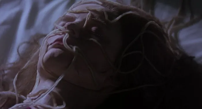 Scena iz filma Body Snatchers(1993) 2