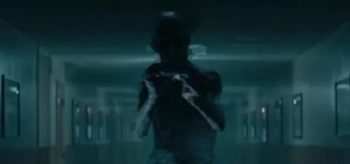 Scena iz filma Polaroid(2019) 3