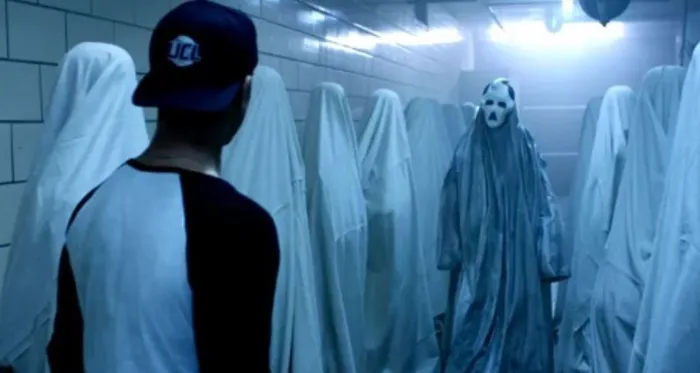 Scena iz filma Haunt(2019) 2