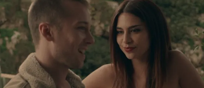 Scena iz filma Spring(2014) 1