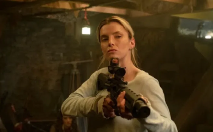 Scena iz filma The Hunt(2020) 2