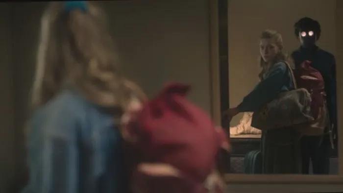 Scena iz filma The Hauting of Bly Manor(2020) 3