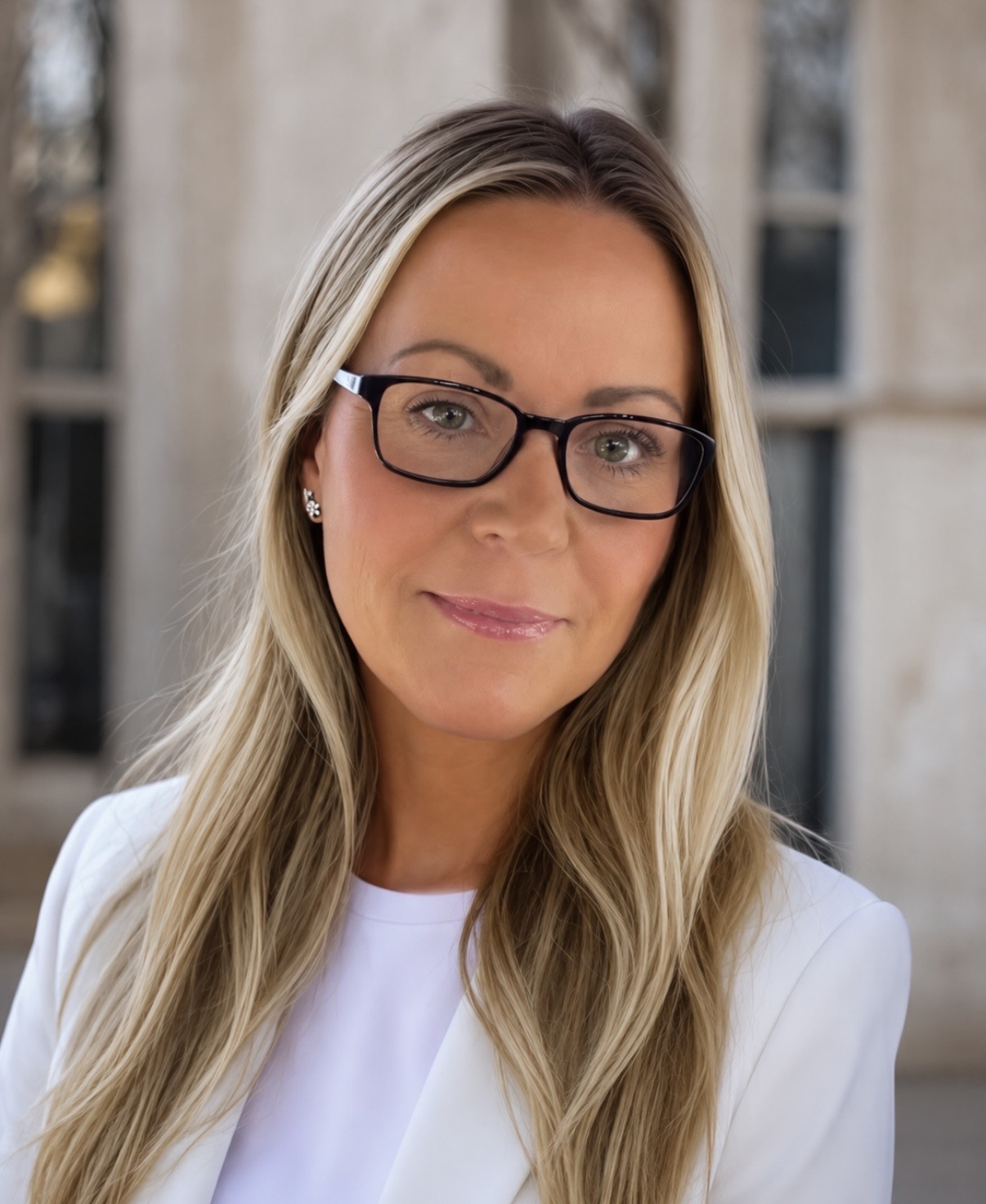 Dr. Alexis Kaiser