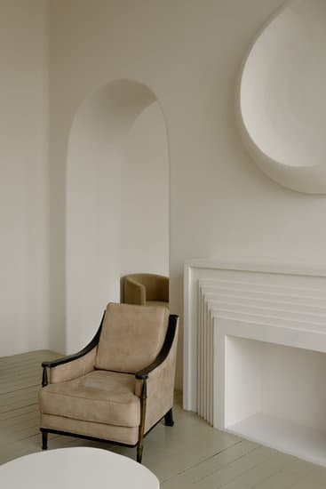 Laminate vs Veneer vs Acrylic vs PU vs Membrane: Choosing the Right Interior Finish for Pune Homes