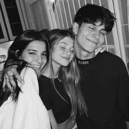 Imagem de capa do grupo ׄ❄︎ ꯭ɪᴄᴇ ᴘʀɪꜱᴍ𐦯