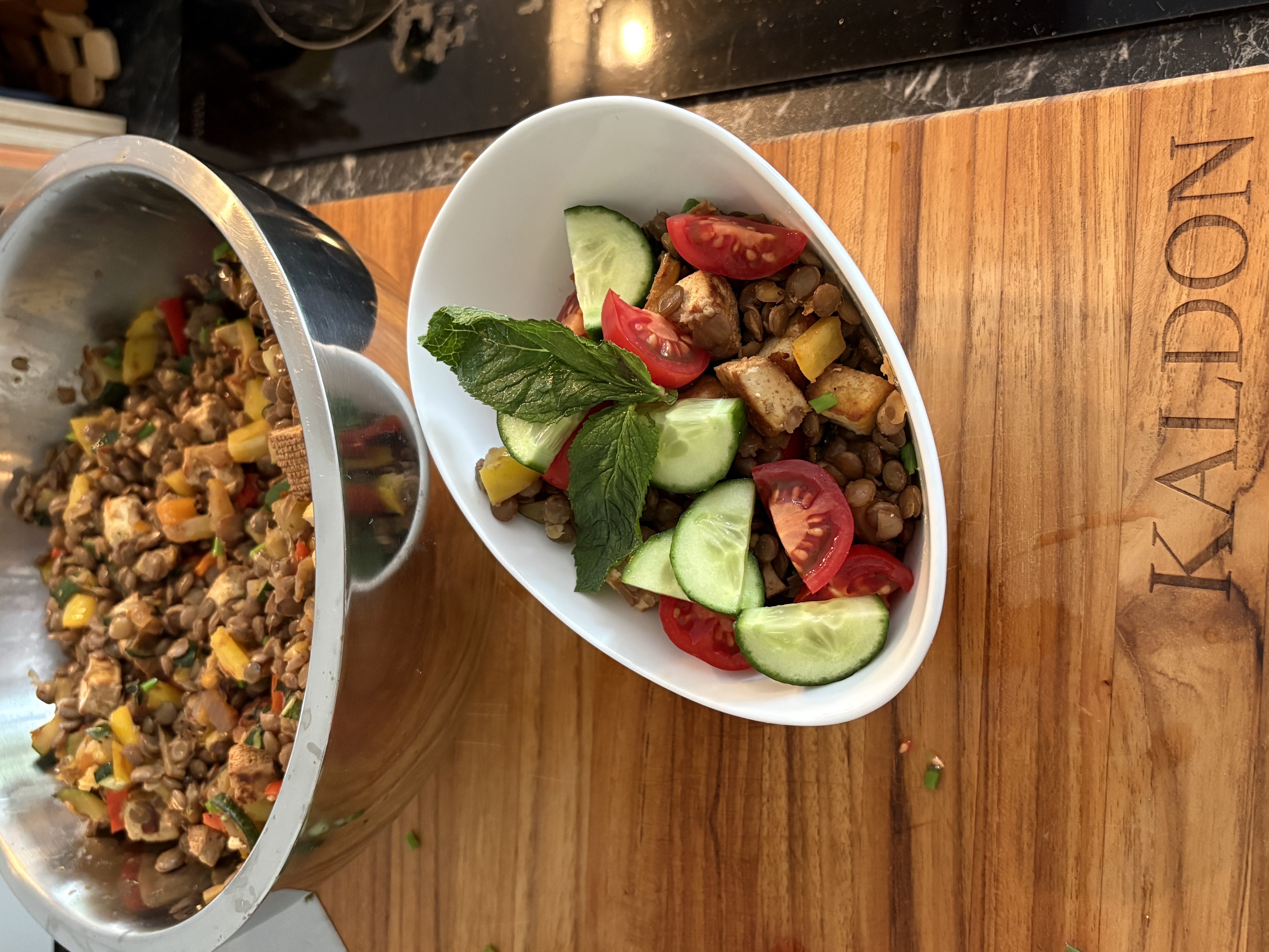 Linsensalat mit Räuchertofu, Frisch, gesund und voller Geschmack
