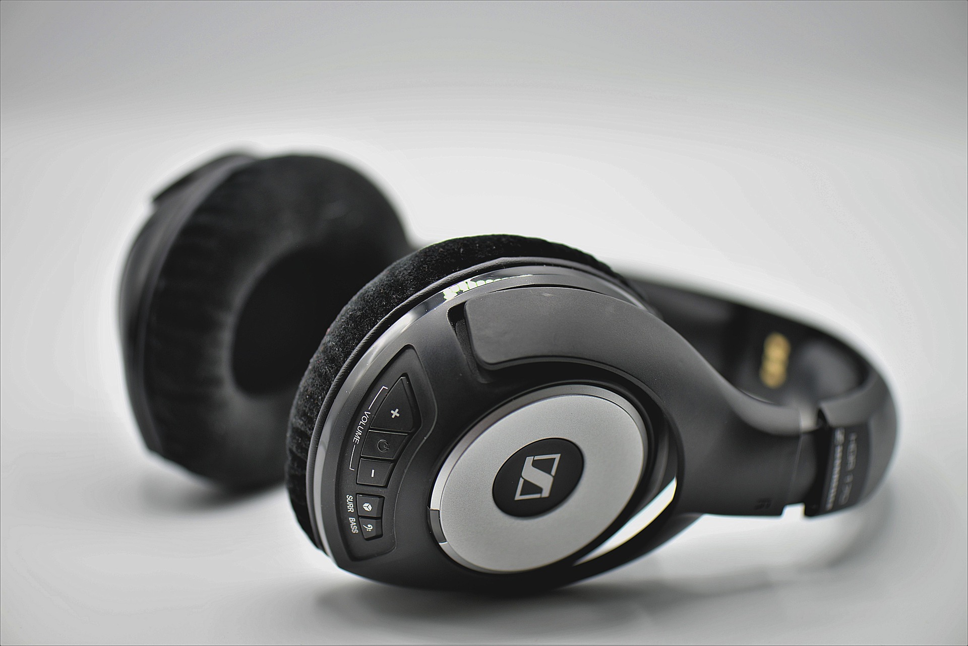 Wireless Bluetooth Headphones